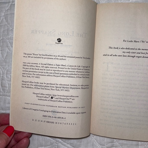 The Long Snapper Paperback Book by Jeffrey Marx 2009 NYT Bestseller - Picture 4 of 5